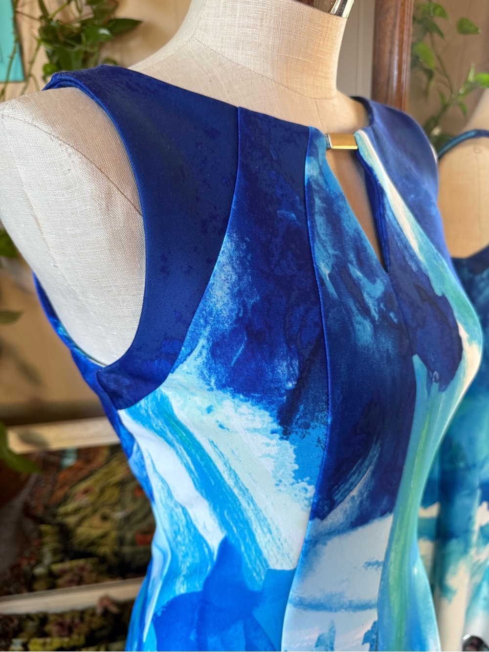Dressbarn Sleeveless Blue Watercolor Fit-and-Flare Dress, size 12 - Picture 2 of 10